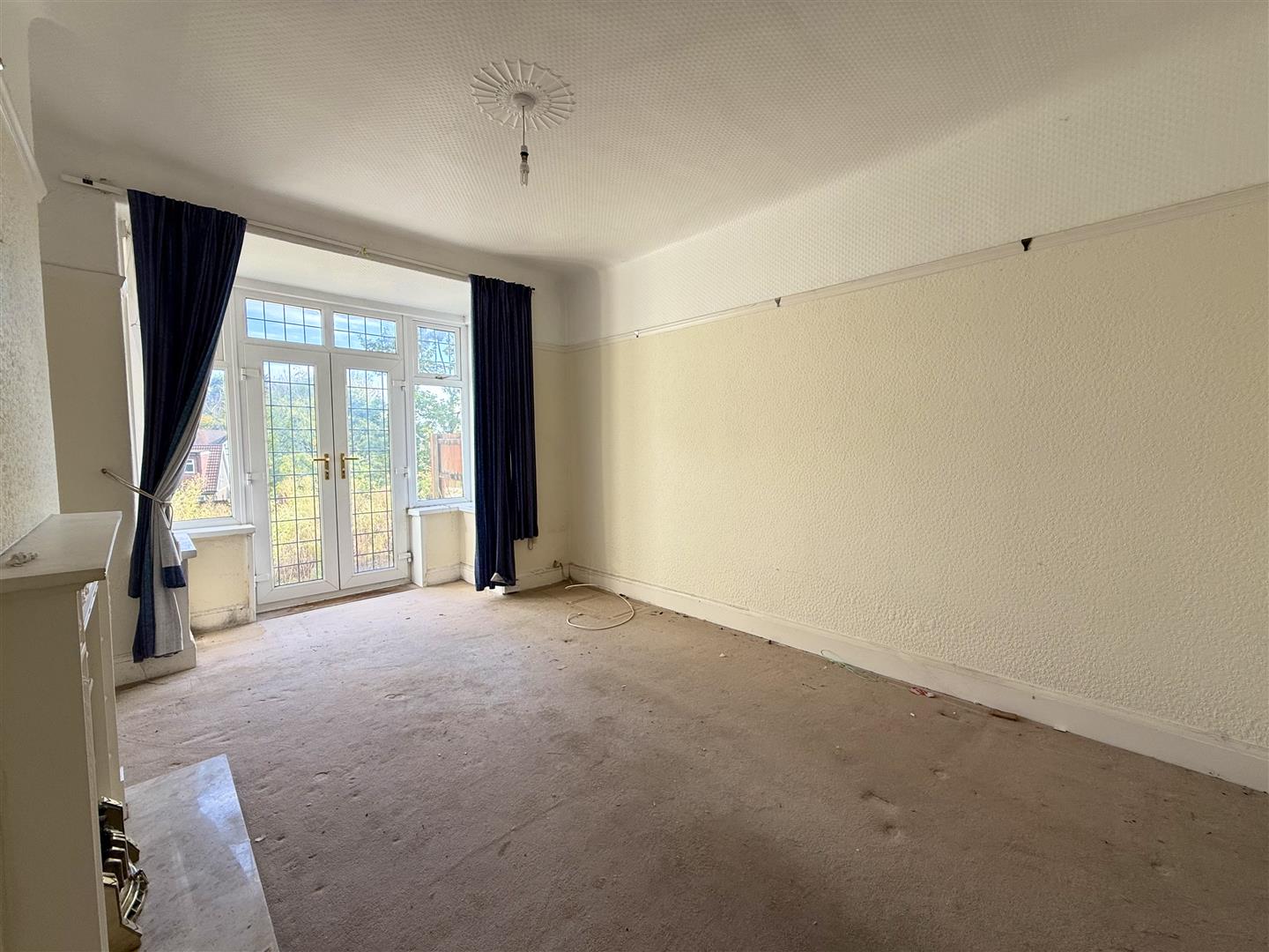 Lon Cae Banc, Sketty, Swansea, SA2 9EF